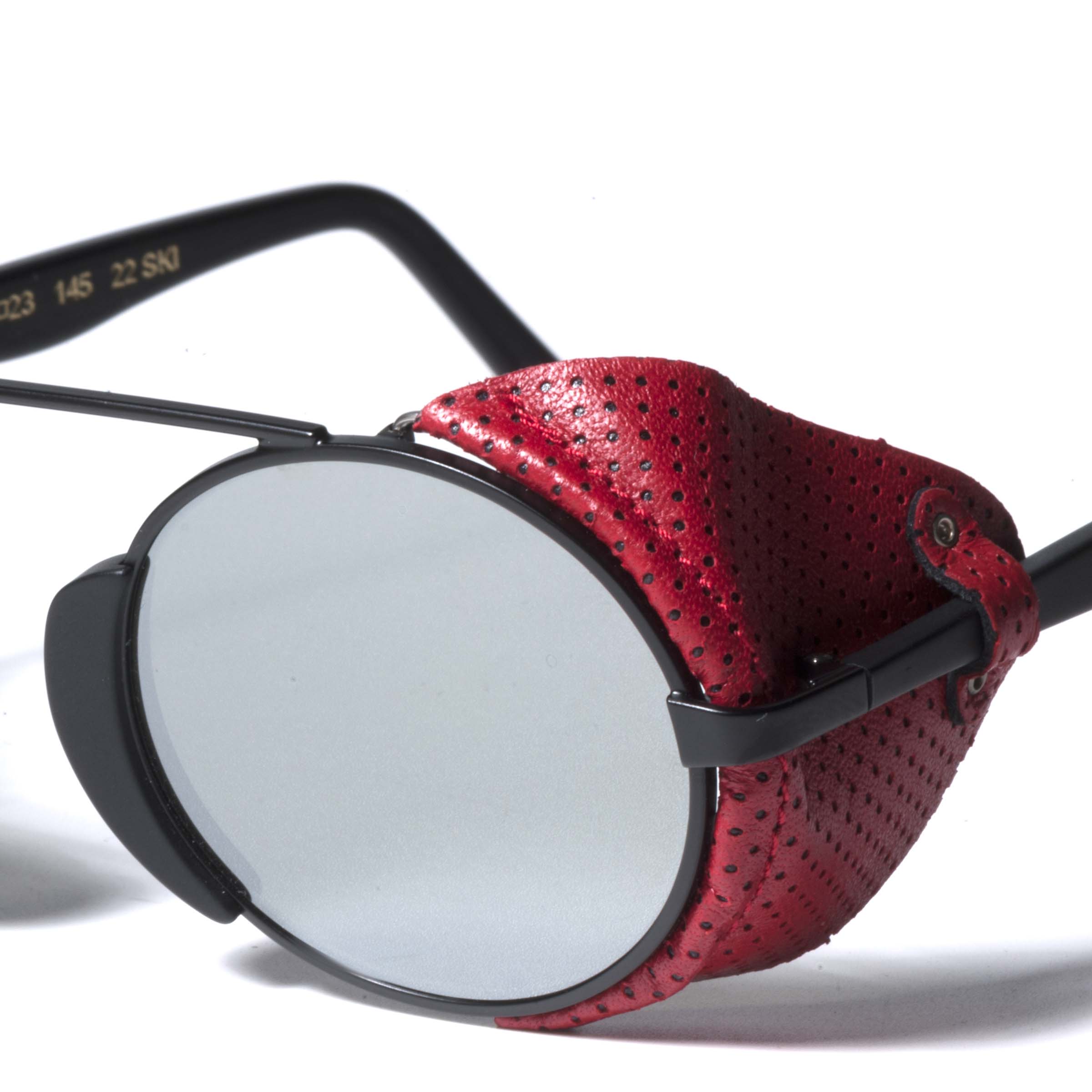 Togo Flap Black Matt / Red 22 // Flat Silver Mirror - L.G.R Eyewear